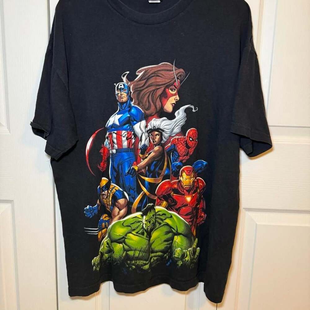 Marvel Mad Engine Avengers Graphic T-Shirt XL